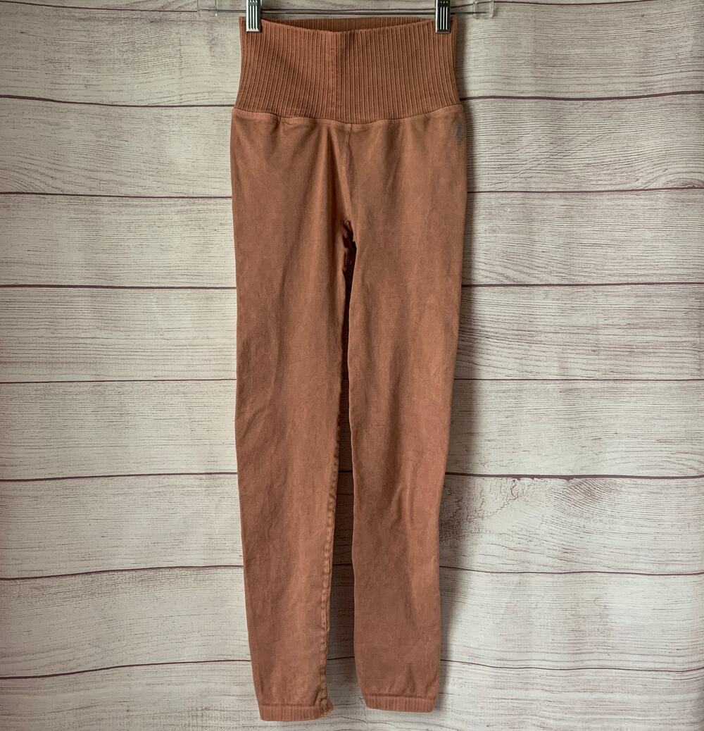 Free People Movement Leggings Good Karma Desert Dune XS/S Ankle 7/8